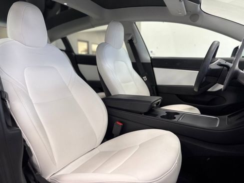 Used 2021 Tesla Model 3 Standard Range Plus image 7