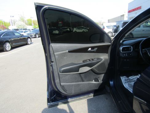 Used 2020 Kia Sorento EX FWD image 9