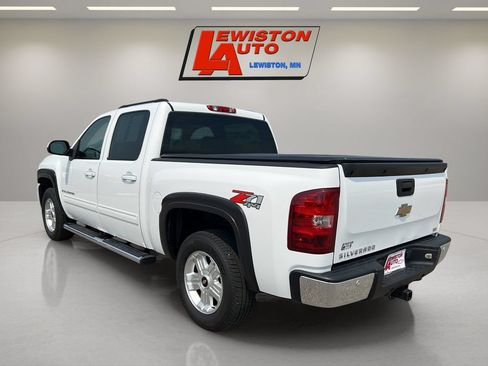 Used 2009 Chevrolet Silverado 1500 LTZ w/ Safety Package AWD/4WD image 11
