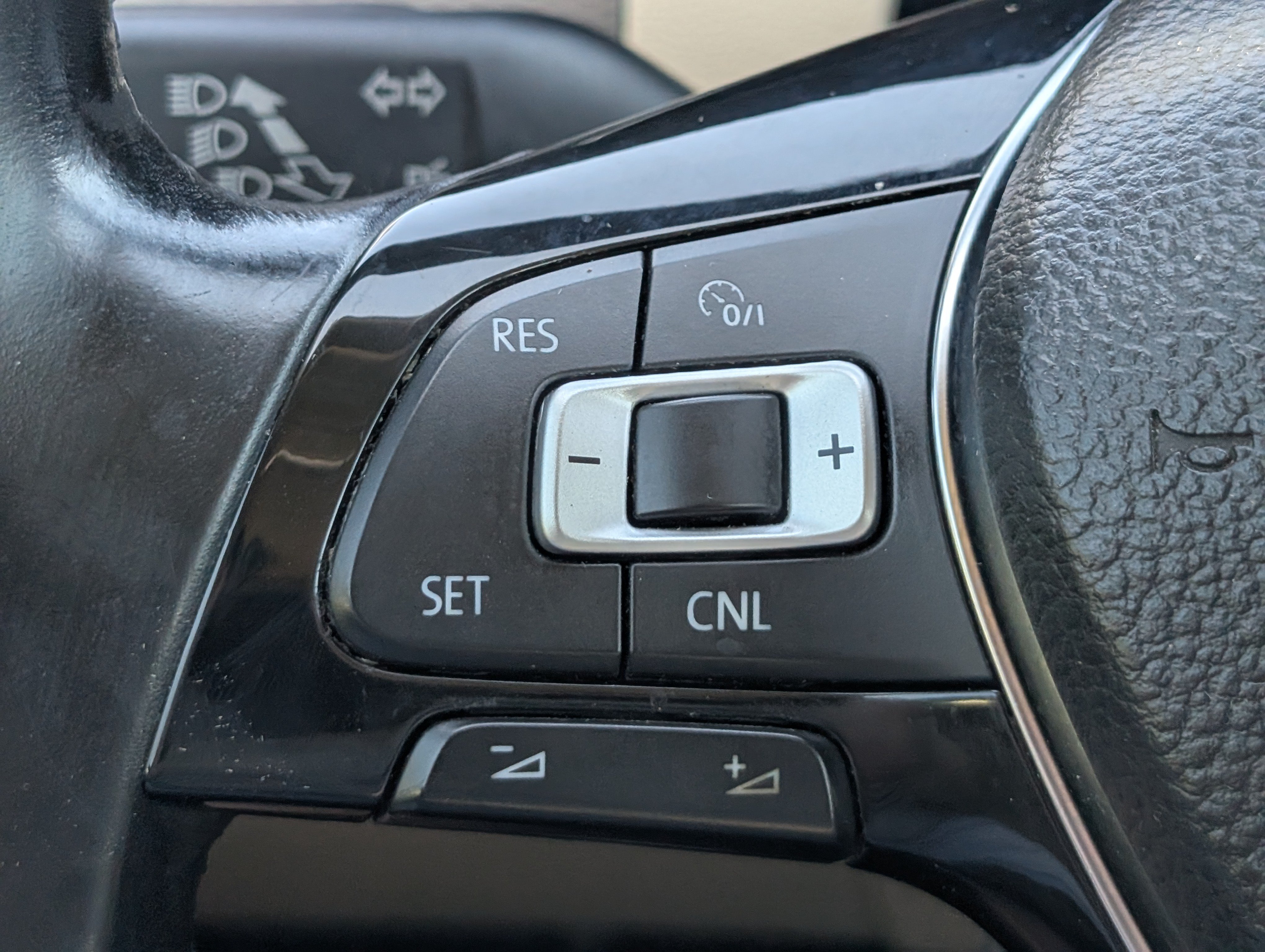 Used 2018 Volkswagen Jetta SE FWD image 22