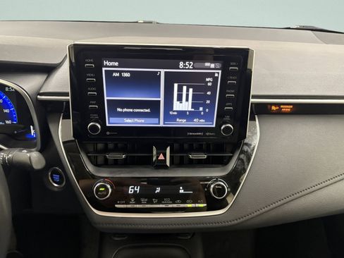 Used 2022 Toyota Corolla XLE FWD image 14