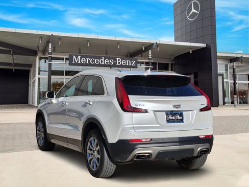 Used 2019 Cadillac XT4 Premium Luxury image 4