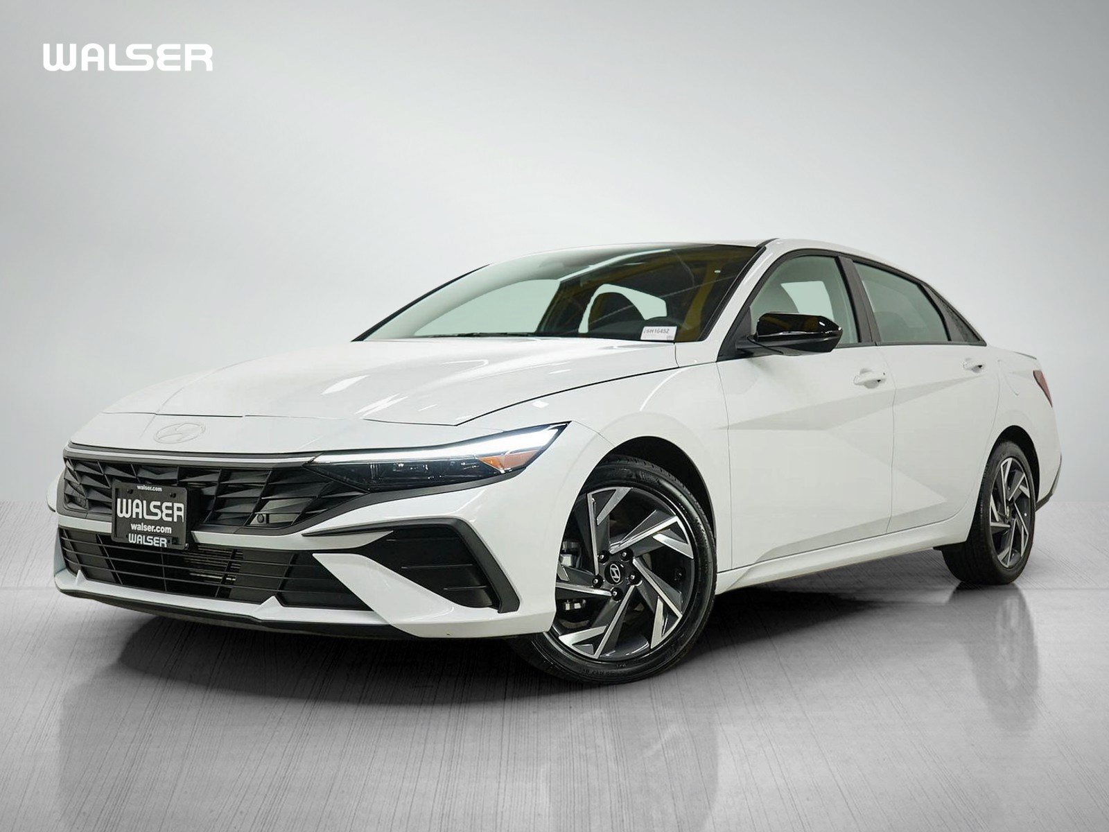 Certified 2025 Hyundai Elantra Sport FWD image 1
