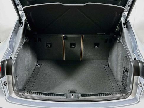 New 2026 Porsche Macan AWD/4WD image 27