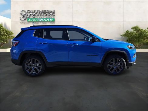 New 2026 Jeep Compass Latitude image 6