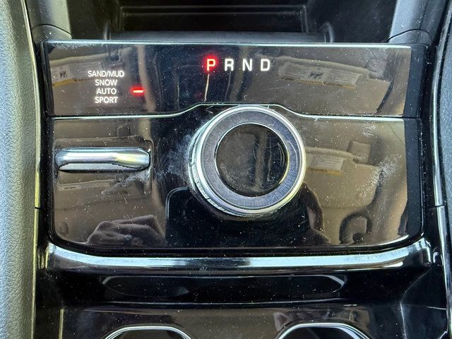 Used 2023 Jeep Grand Cherokee Limited AWD/4WD image 29
