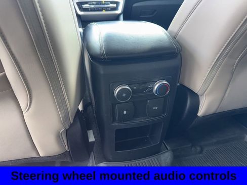 Used 2021 Ford Explorer XLT w/ Equipment Group 202A image 7