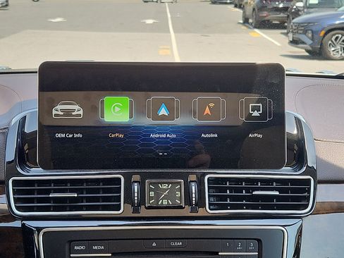 Used 2017 Mercedes-Benz GLS 550 4MATIC image 17