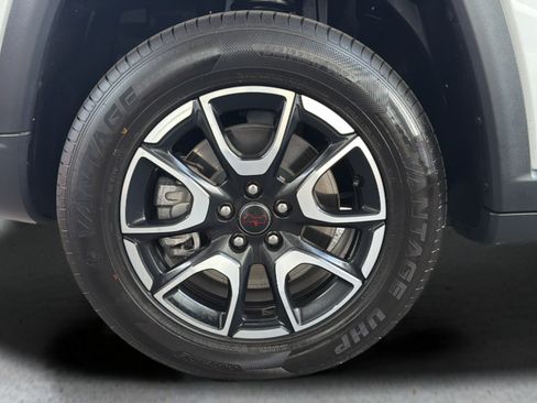 Used 2025 Jeep Compass Trailhawk AWD/4WD image 26