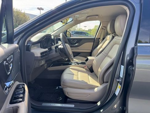 Used 2022 Lincoln Corsair FWD image 22