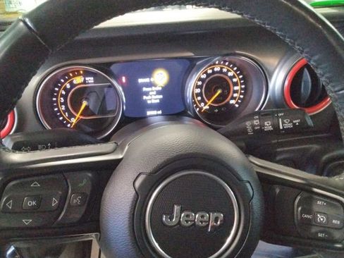 Used 2023 Jeep Wrangler Willys image 24