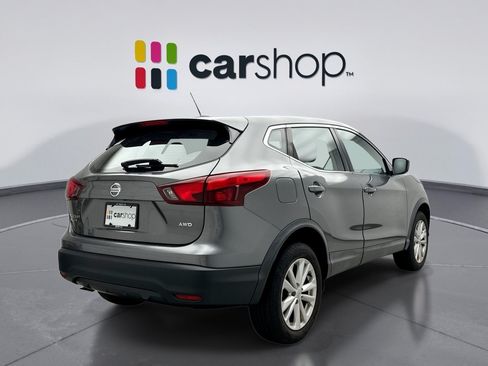 Used 2018 Nissan Rogue Sport S w/ S Appearance Package AWD/4WD image 5
