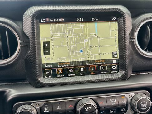 Used 2023 Jeep Wrangler Unlimited Sahara w/ Cold Weather Group AWD/4WD image 15
