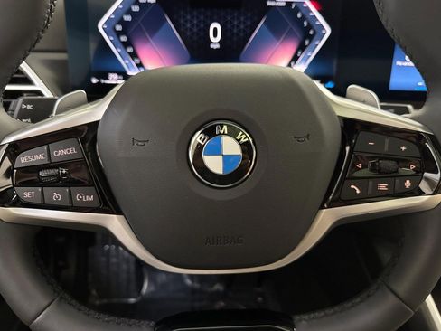 Used 2025 BMW 230i Coupe w/ Convenience Package RWD image 18