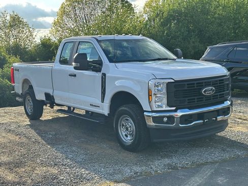 New 2026 Ford F250 XL w/ XL Chrome Package AWD/4WD image 27