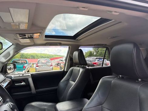 Used 2018 Toyota 4Runner Limited AWD/4WD image 22