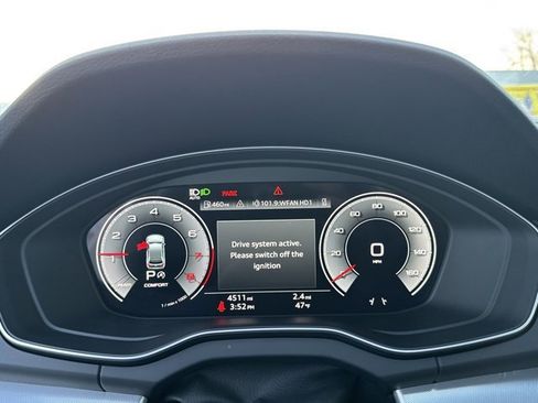 Used 2025 Audi Q5 2.0T Premium w/ Convenience Plus Package image 21