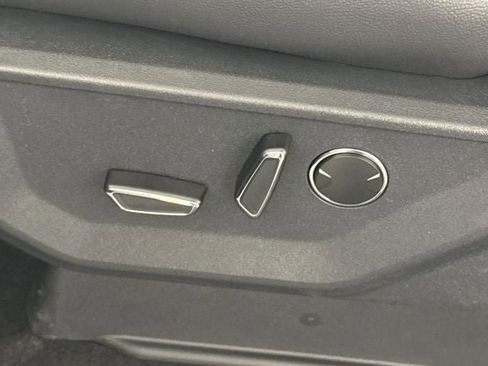 New 2025 Ford F150 Lariat w/ Equipment Group 502A High image 18