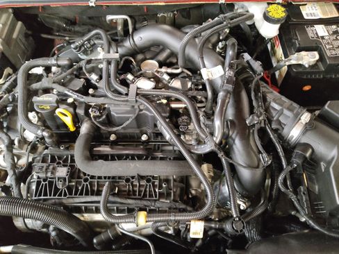 Used 2020 Ford Fusion SE w/ Equipment Group 151A image 30