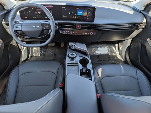 Certified 2025 Kia EV6 Light image 21