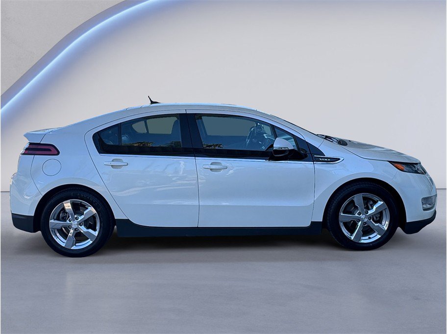 Used 2013 Chevrolet Volt Premium w/ Premium Trim Package FWD image 7