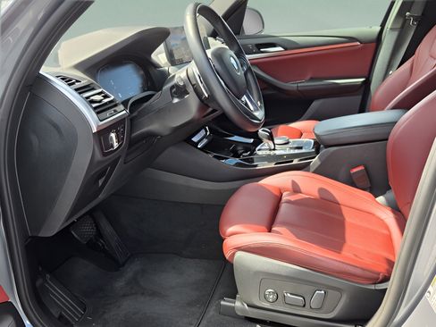 Used 2024 BMW X3 sDrive30i w/ Premium Package RWD image 9