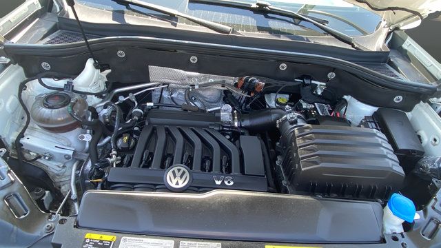 Used 2023 Volkswagen Atlas SE w/ Panoramic Sunroof Package AWD/4WD image 28