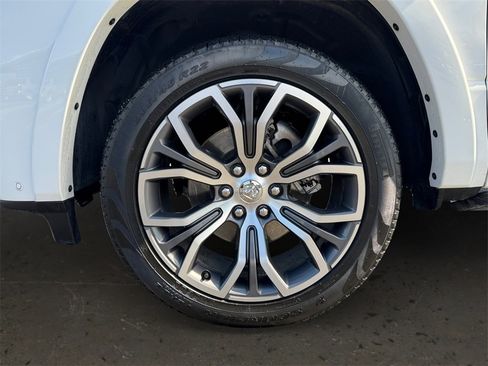 Used 2025 RAM 1500 Tungsten image 10