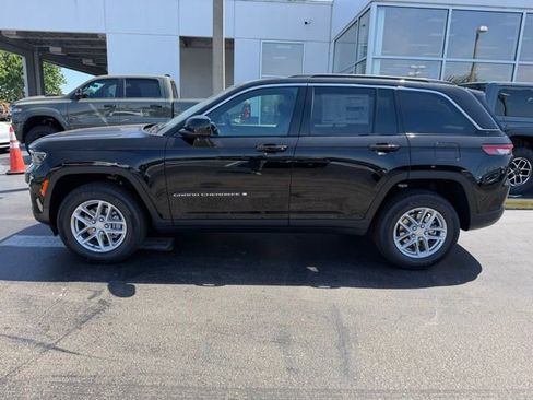 New 2026 Jeep Grand Cherokee Laredo X AWD/4WD image 6