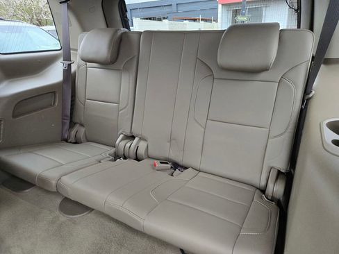 Used 2017 Chevrolet Tahoe LT image 14