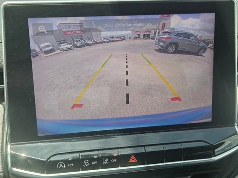 Used 2024 Jeep Compass Latitude AWD/4WD image 16