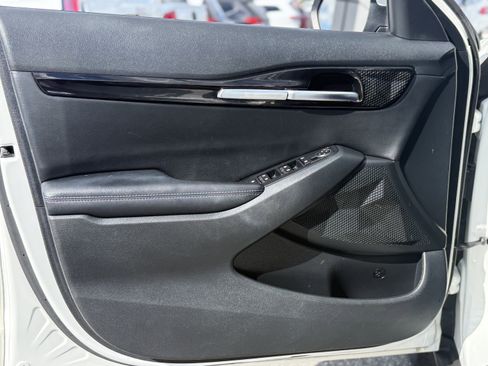 Certified 2022 Kia Seltos S image 12