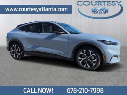 New 2025 Ford Mustang Mach-E Select w/ Comfort Package Lite