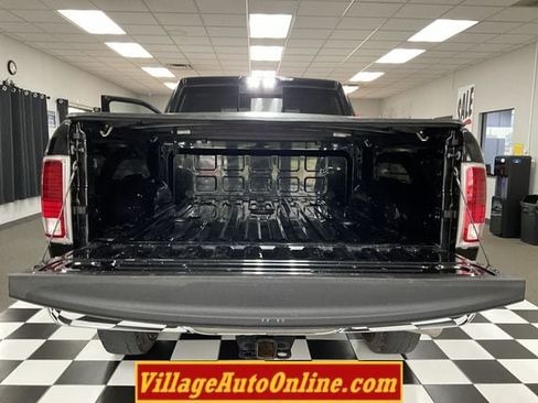 Used 2018 RAM 3500 Laramie AWD/4WD image 30