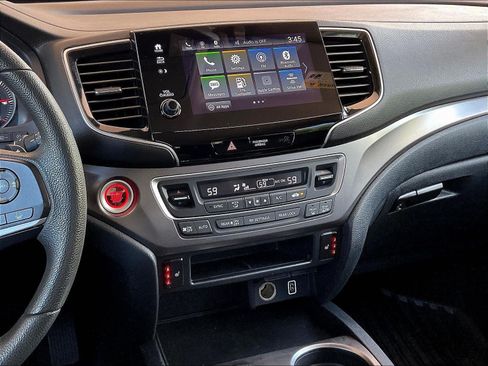 Used 2021 Honda Pilot EX image 9