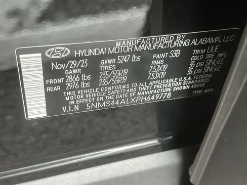 Used 2023 Hyundai Santa Fe Limited FWD image 29