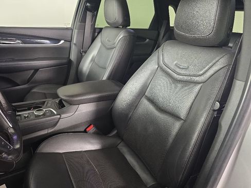 Used 2020 Cadillac XT5 Premium Luxury AWD/4WD image 16