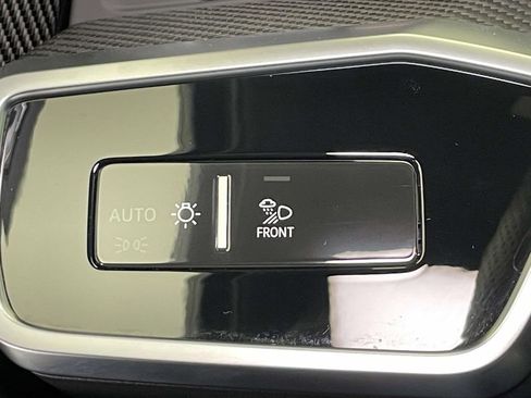 Used 2025 Audi RS 6 performance image 39