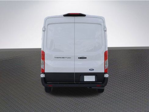 New 2026 Ford Transit 250 148 Medium Roof w/ Load Area Protection Package image 5