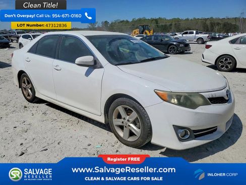 Used 2012 Toyota Camry SE image 5