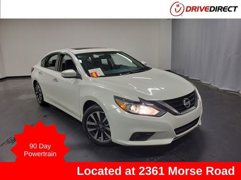 Used 2017 Nissan Altima 2.5 SV w/ Convenience Package FWD image 1