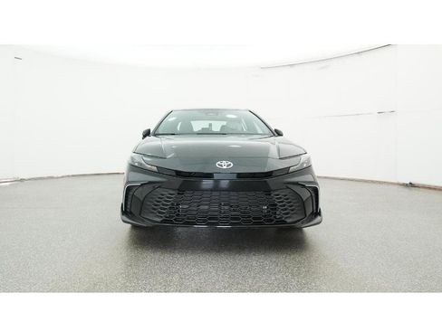 New 2026 Toyota Camry SE image 31