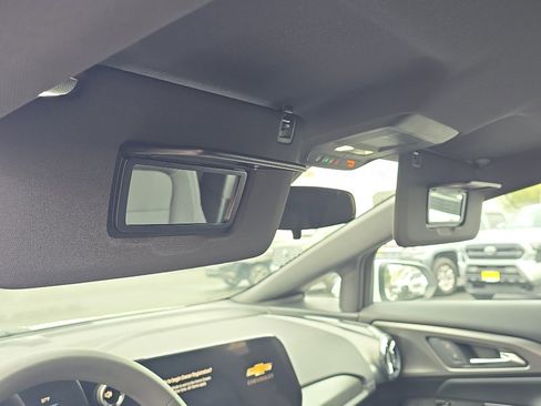 New 2026 Chevrolet Equinox EV LT image 13