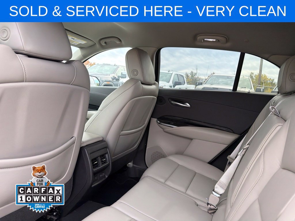 Used 2019 Cadillac XT4 Premium Luxury w/ Cold Weather Package FWD image 15