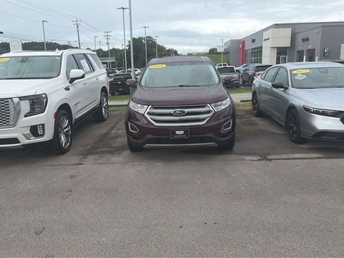 Used 2018 Ford Edge SEL w/ Equipment Group 201A FWD image 7