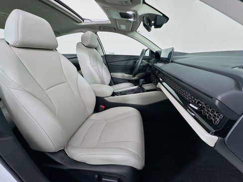 Used 2025 Honda Accord EX-L image 38