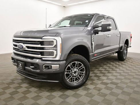 Used 2024 Ford F350 Limited image 2