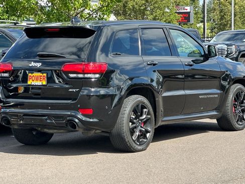 Used 2017 Jeep Grand Cherokee SRT w/ Trailer Tow Group IV AWD/4WD image 4