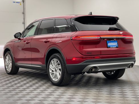 Used 2025 Lincoln Corsair FWD image 12