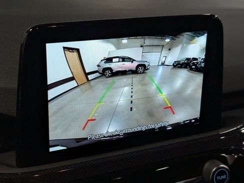 Used 2023 Ford Escape ST-Line Select w/ Class II Trailer Tow Package AWD/4WD image 19